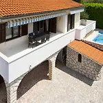 Kovach * Veglia