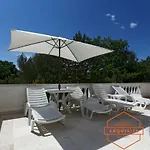 Kovach Вилла *